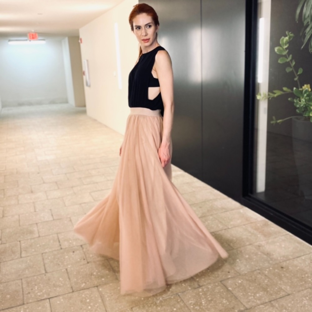 NWT The Gala Champagne Tutu tulle skirt- perfect for tall girls! - Picture 4 of 6